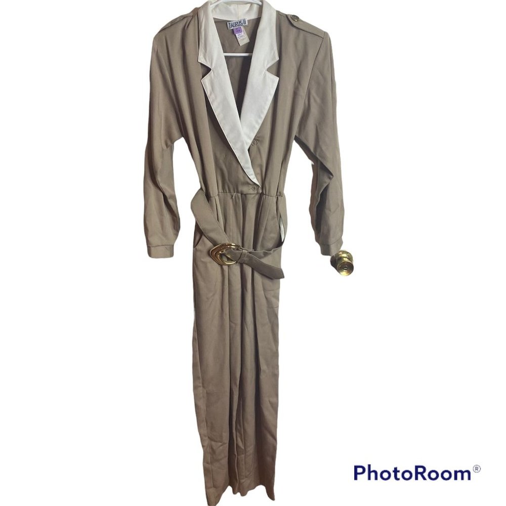 Taurus II size 8 jumpsuit tan and white in color shoulder pads